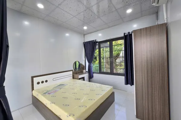 Дом, 3 спальни · 250 м² 2