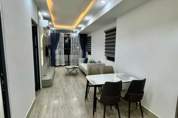 Квартира, 3 спальни · 77 м²