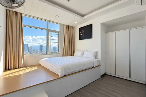 Квартира, 2 спальни · 70 м² 4