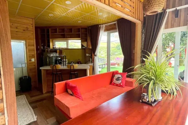 Дом, 2 спальни · 130 м²