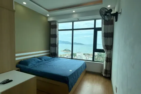 Квартира, 2 спальни · 71 м² 9