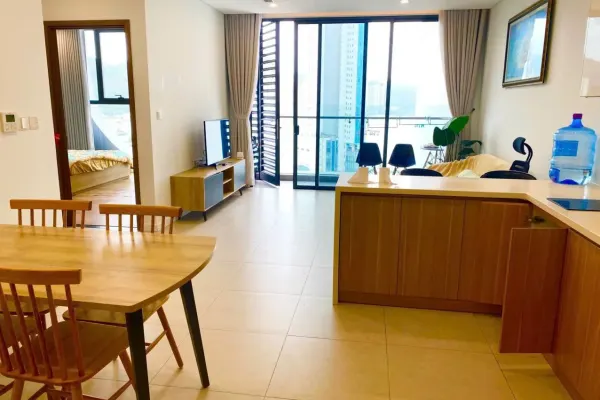 Квартира, 2 спальни · 83 м² 2