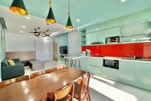 Квартира, 3 спальни · 98 м²