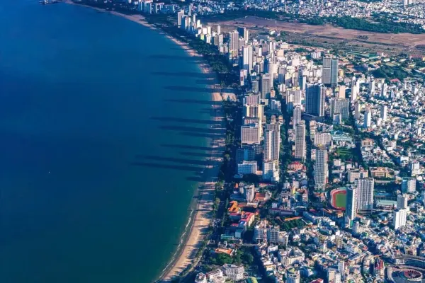 Квартира, 2 спальни · 70 м² 2