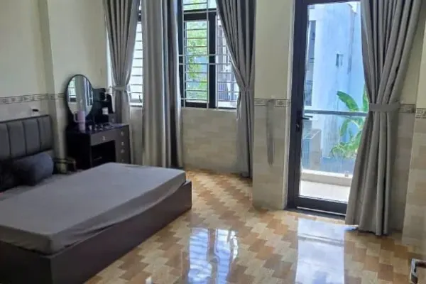 Дом, 5 спален · 240 м² 8