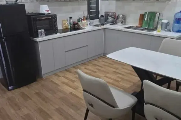 Дом, 5 спален · 240 м² 10