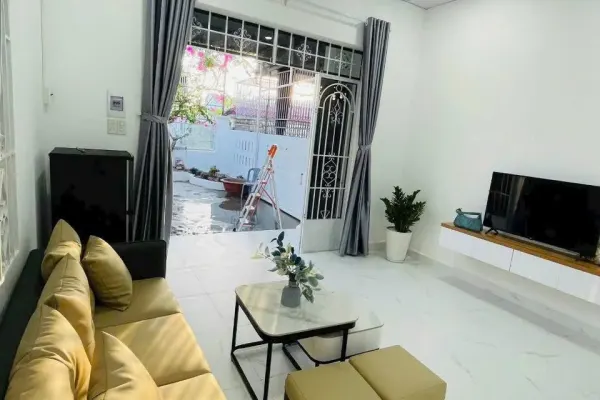 Дом, 2 спальни · 140 м²