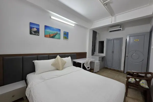 Квартира, 3 спальни 8