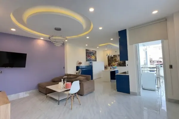 Квартира, 2 спальни · 180 м²