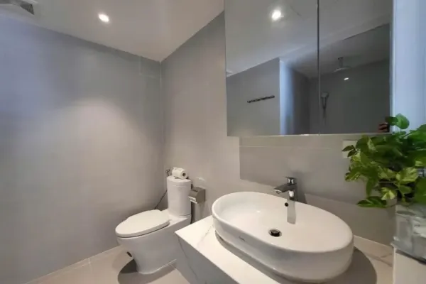Квартира, 3 спальни · 100 м² 2