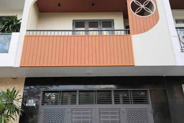 Дом, 3 спальни · 82.5 м²