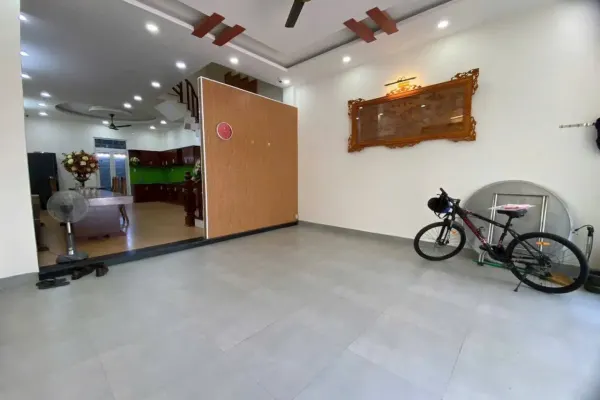 Дом, 3 спальни · 280 м² 4