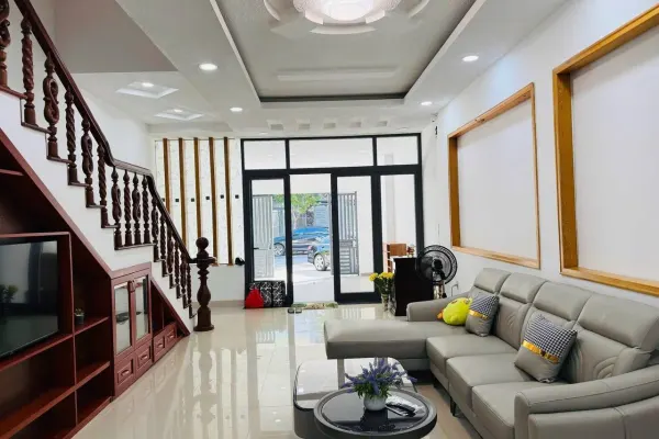 Дом, 4 спальни · 262.6 м² 2