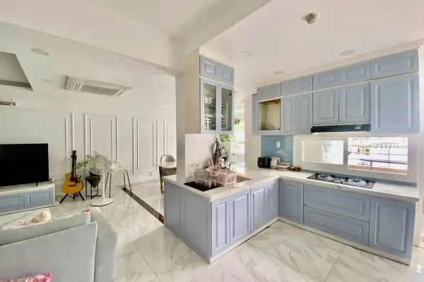 Квартира, 2 спальни · 90 м²