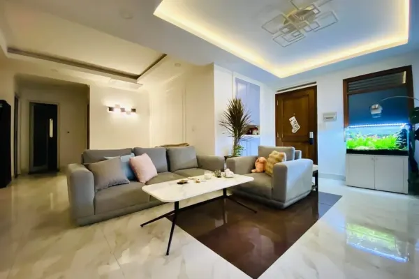 Квартира, 2 спальни · 90 м² 5