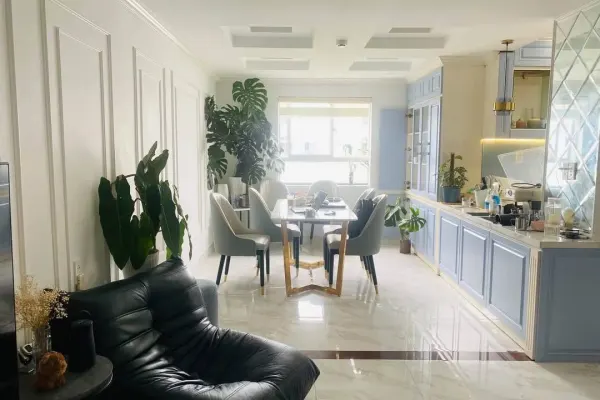 Квартира, 2 спальни · 90 м² 6