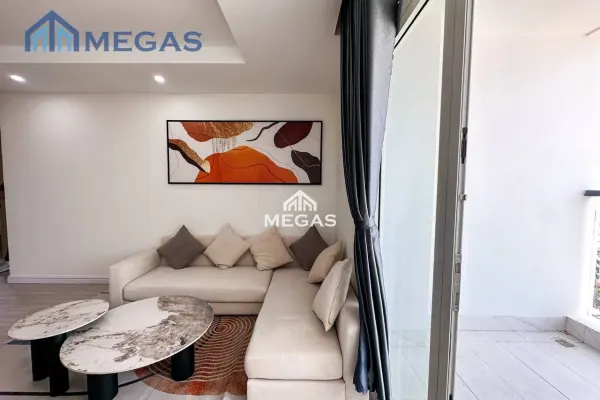 Квартира, 2 спальни · 90 м² 3