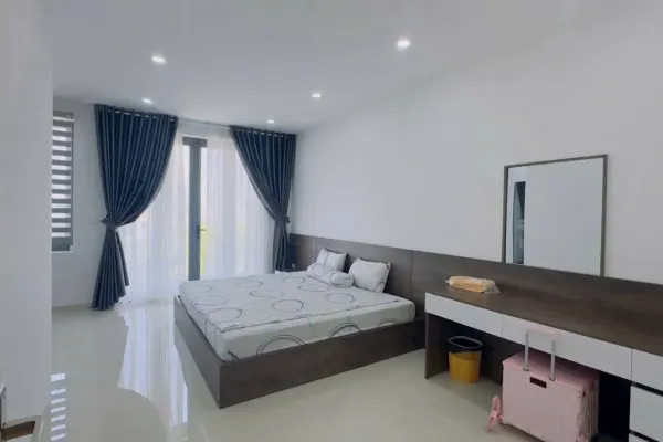 Дом, 4 спальни · 90 м² 3