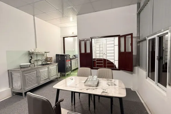Квартира, 2 спальни · 100 м² 8