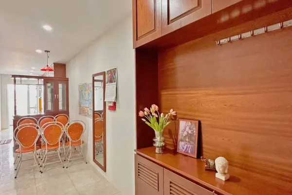 Квартира, 2 спальни · 68 м² 8