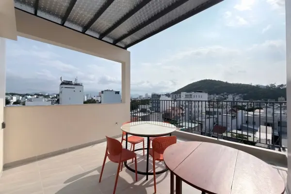 Квартира, 2 спальни · 85 м² 2