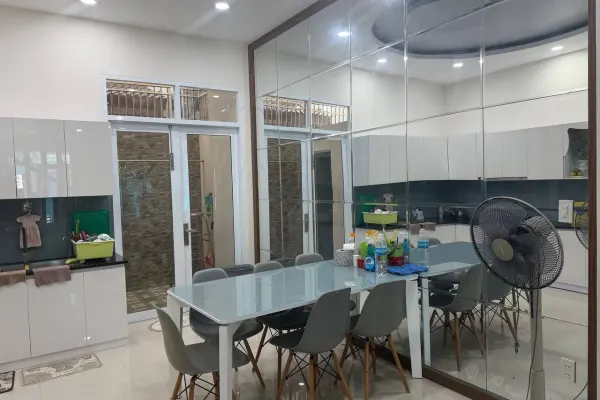 Дом, 2 спальни · 270 м² 2
