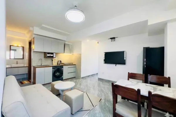 Квартира, 2 спальни · 60 м²