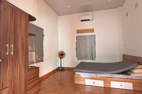 Дом, 2 спальни · 300 м² 8