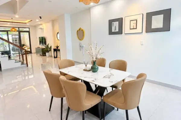 Дом, 3 спальни · 270 м² 4