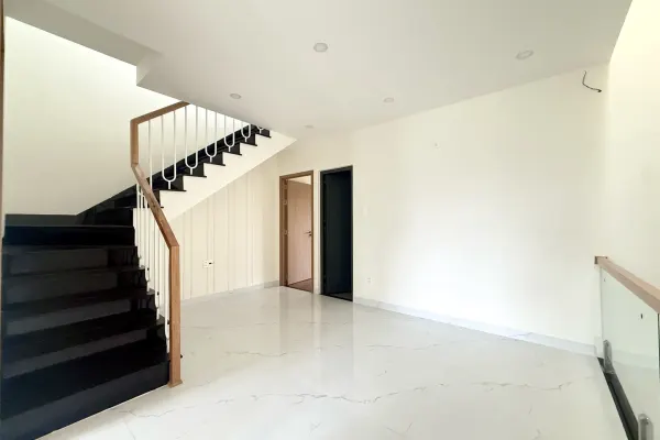 Дом, 3 спальни · 247.5 м² 4