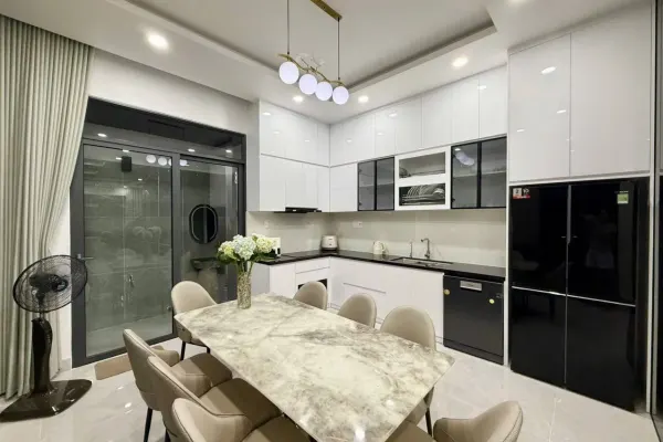 Вилла, 4 спальни · 270 м² 7