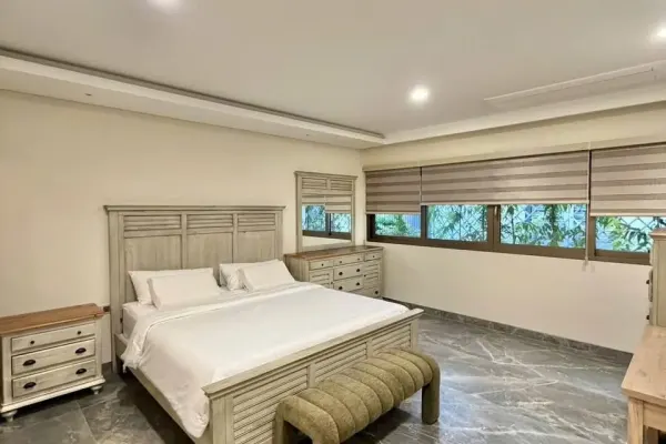 Квартира, 2 спальни · 110 м² 8