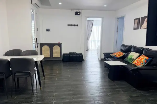 Квартира, 2 спальни · 95 м² 2