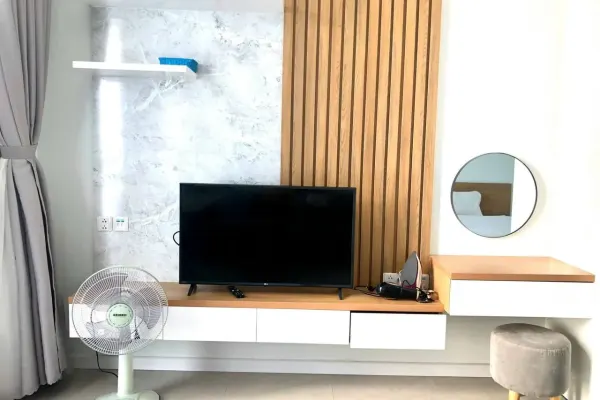 Studio 4