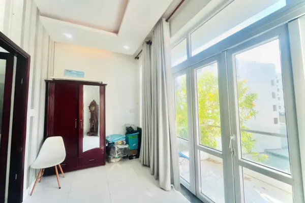 House, 5 спальни, 64.00 м² 4