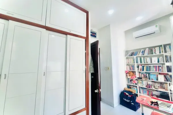 House, 5 спальни, 64.00 м² 10