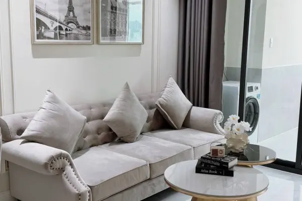 Apartment 4