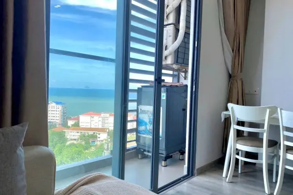 Квартира, 2 спальни · 77 м²