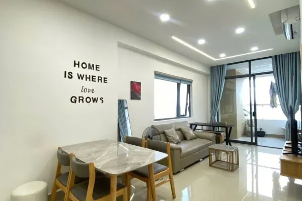 Квартира, 2 спальни · 77 м² 2
