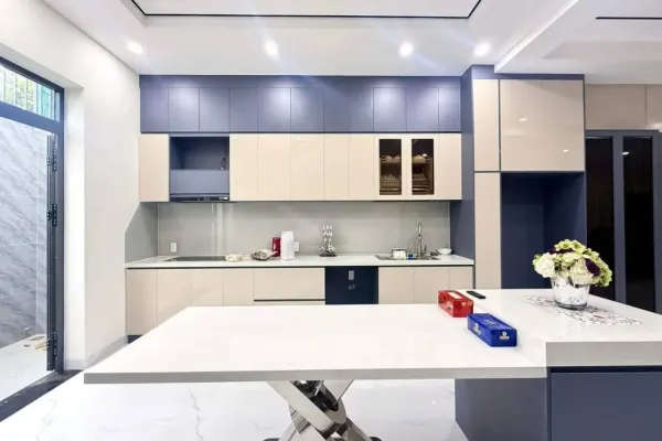 Дом, 3 спальни · 247.5 м² 3