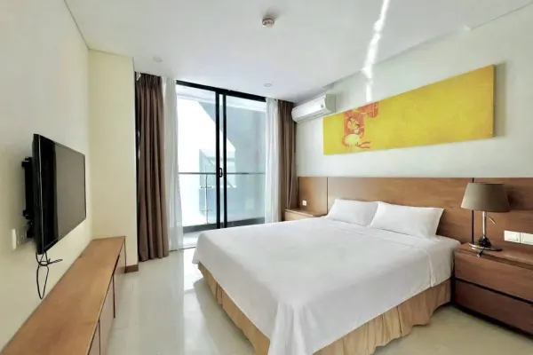 Квартира, 3 спальни · 100 м² 2