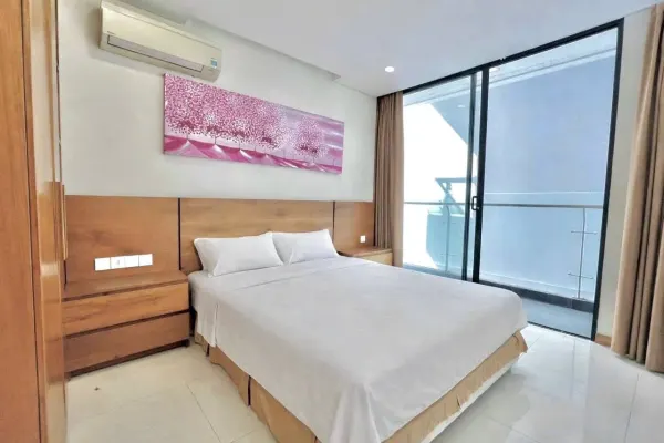 Квартира, 3 спальни · 100 м² 4
