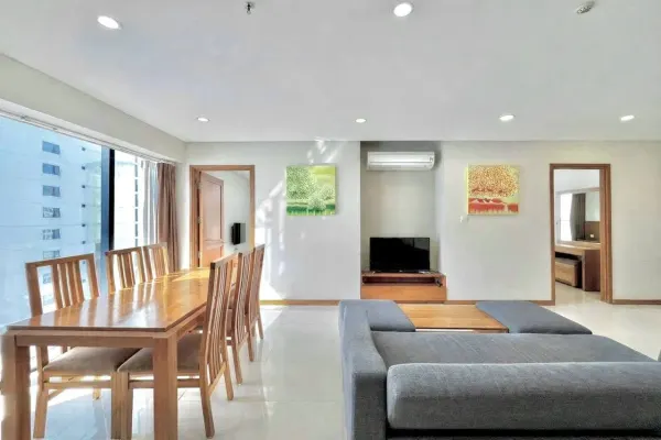 Квартира, 3 спальни · 100 м² 7