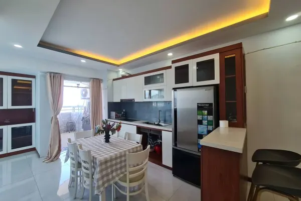 Квартира, 2 спальни · 90 м² 5