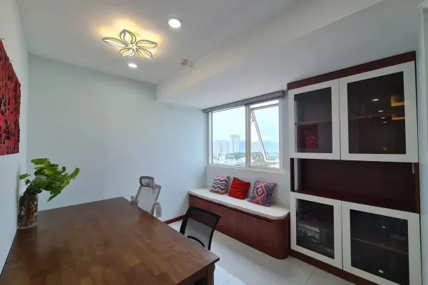 Квартира, 2 спальни · 90 м² 8