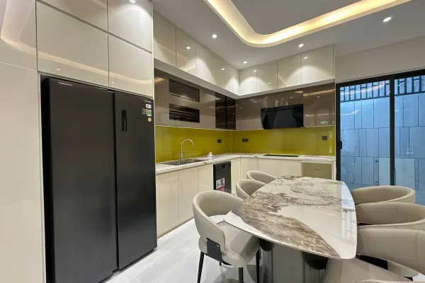 Вилла, 3 спальни · 270 м²