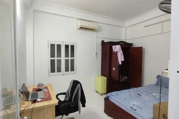 Квартира, 2 спальни · 80 м² 3