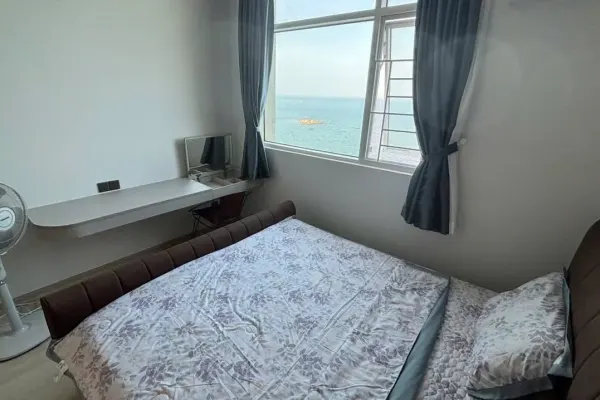 Квартира, 2 спальни · 76 м² 3