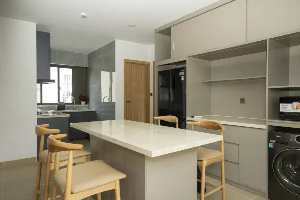 Квартира, 2 спальни · 85 м²