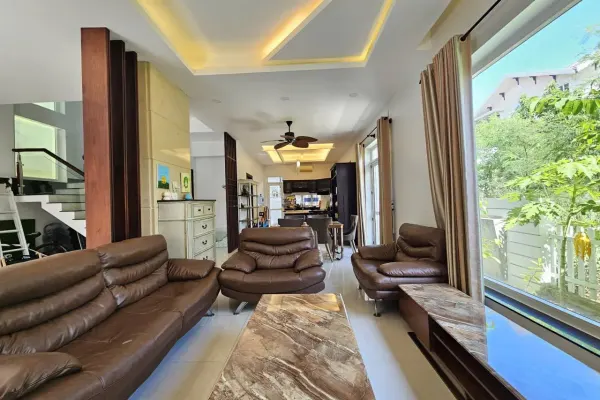 Вилла, 5 спален · 264 м²